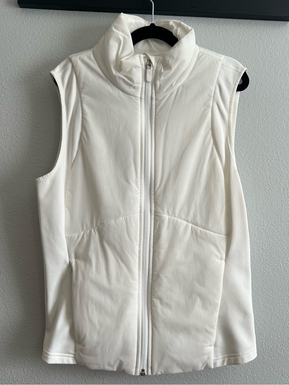 lululemon athletica White Full Zip Vest Women's Size 8 Lightweight